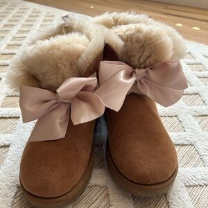 UGG Boot size 7